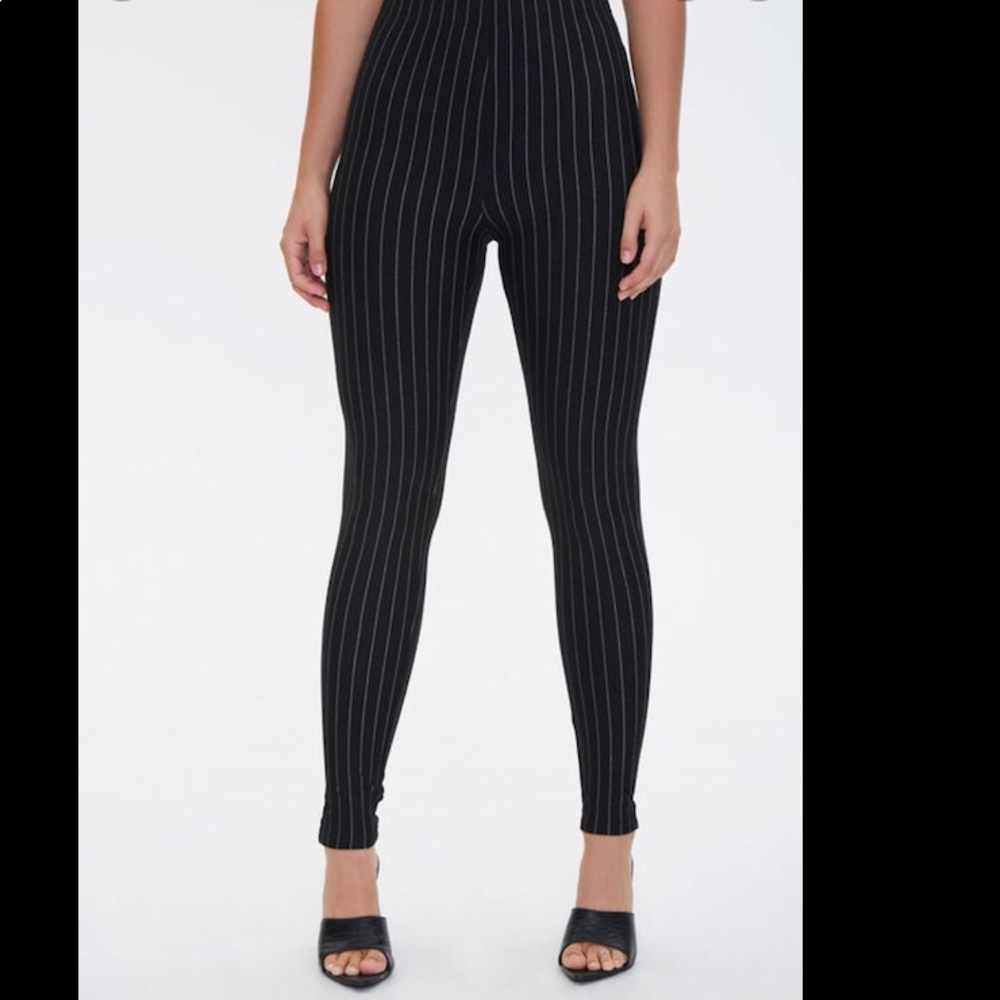 Forever 21 Black Pinstripe Leggings Size M